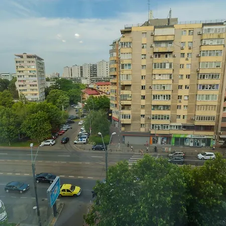 Cozy & Spacious 2br With Netflix * Bucharest