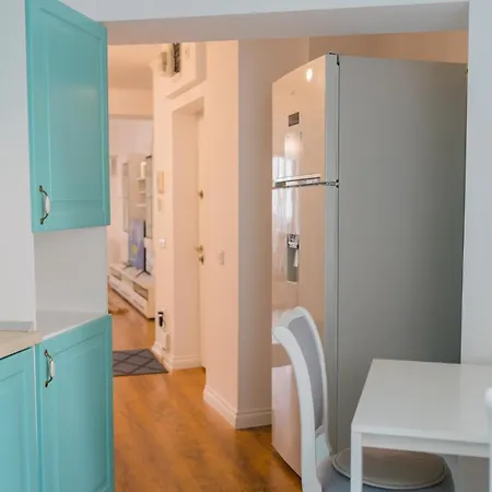 Cozy & Spacious 2br With Netflix Apartment