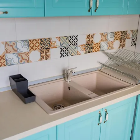 Cozy & Spacious 2br With Netflix Bucharest