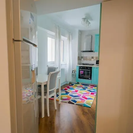 Cozy & Spacious 2br With Netflix Apartment *