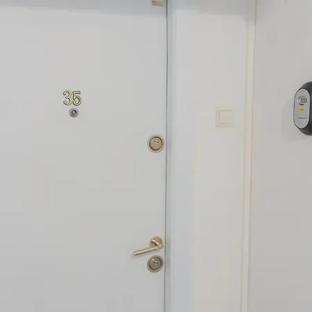 Apartment Cozy & Spacious 2br With Netflix *
